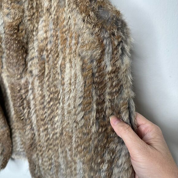 525 America Soft Luxe Genuine Rabbit Fur Sleeveless Open Vest Brown Cream Medium - Picture 9 of 16